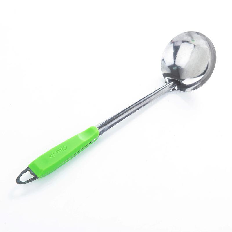 Kjøkkensil Rustfritt Stål Skje Matlaging Dørslag med Plast Anti-skåldingshåndtak Varmgrytesleiv Hengehull Kokeutstyr