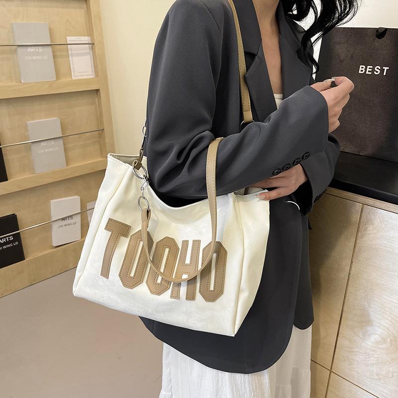 Summer Fashion Simple Commuter Big Bag Women's New Fashion Fashionable Canvas Bag Large Capacity Tote Bag