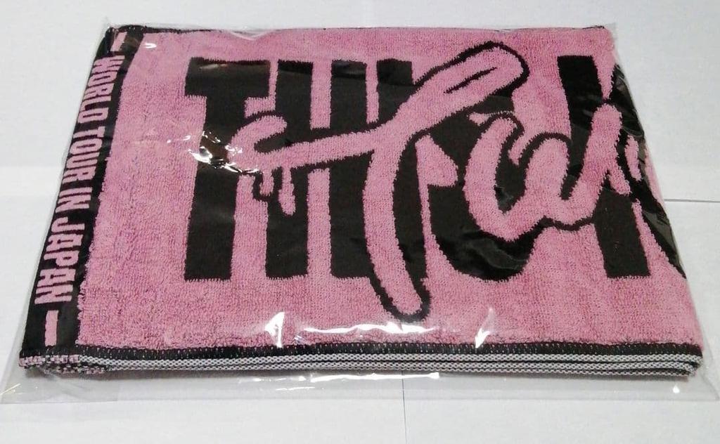 [USED] TWICE THIS IS FOR popup muffler towel Momo