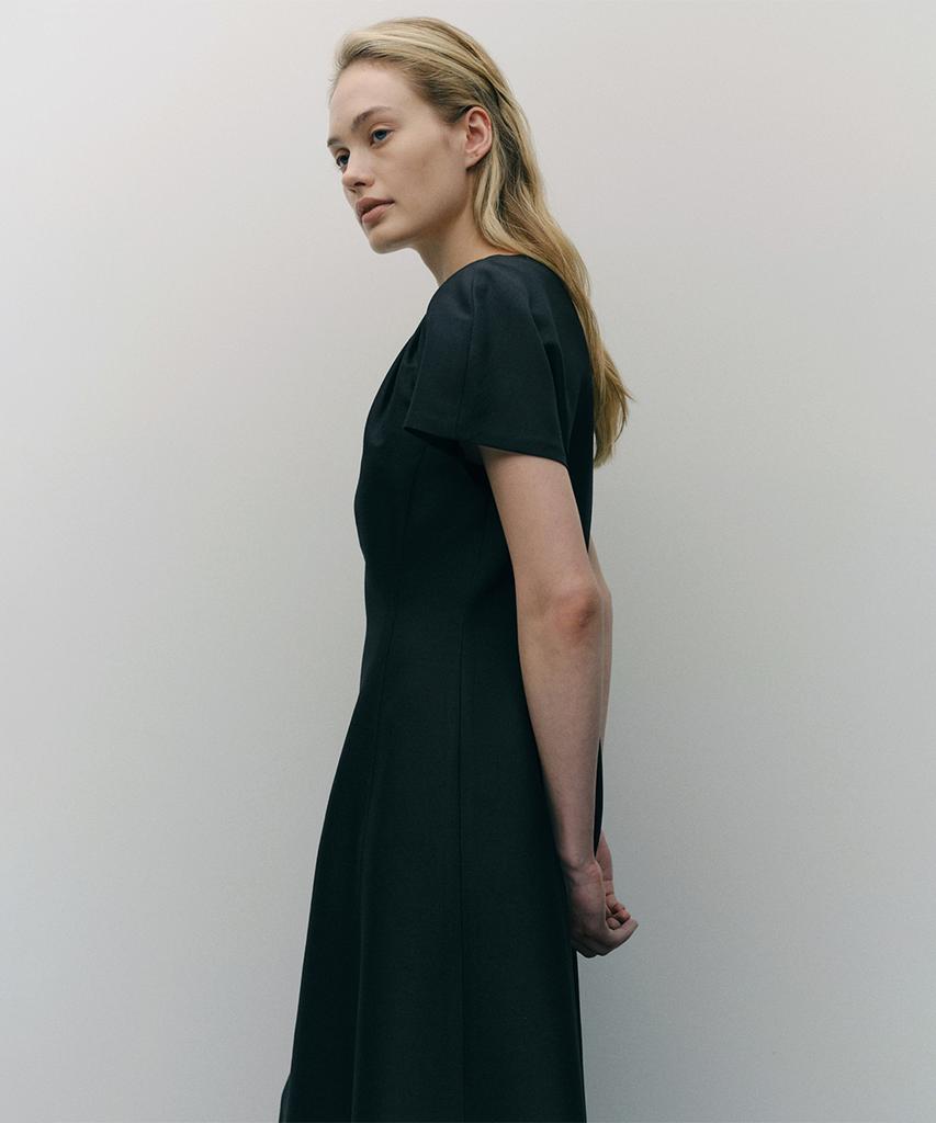 Ia Wool Silk Tuck Volume Dress (Black)