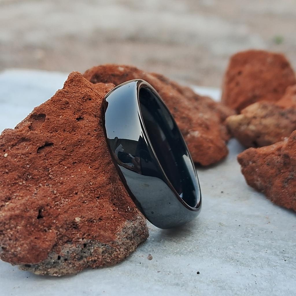 6mm Black Tungsten Rings Feature a High-polished Finish the Perfect Choice for Weddings and Special Occasions Designed for Both Men or Women
