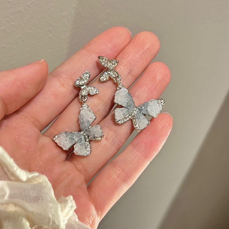 

Подходит для лета, серьги-бабочки для колки льда, супер-фея, стиль мори, причудливая дева, свежие серьги-клипсы для ушей без прокола Ice Blue Silver Needle