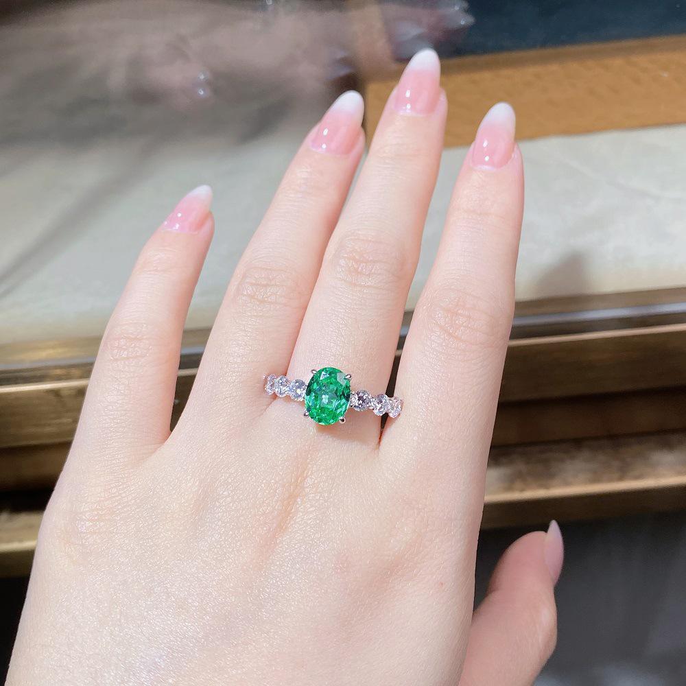 S925 Sterling Silver Wood Grain Ring, Emerald Cotton Floss Green Gem with Zircon and High Carbon Diamond Accents