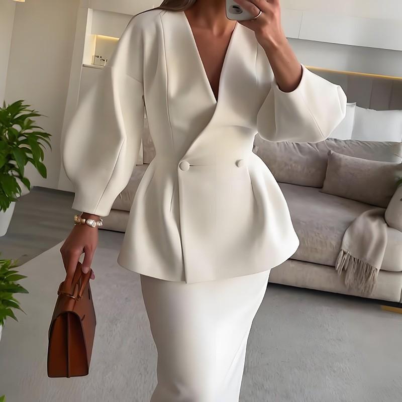 Dámská bílá halenka s V-výstřihem a nabíranými rukávy se sadou sukně slim fit, elegantní kancelářské oblečení