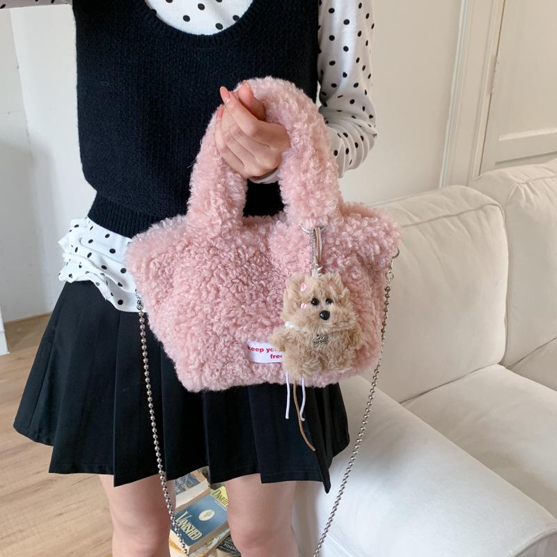 Cartoon Welpen Anhänger Flauschiges Lammfell Umhänge- & Schultertasche