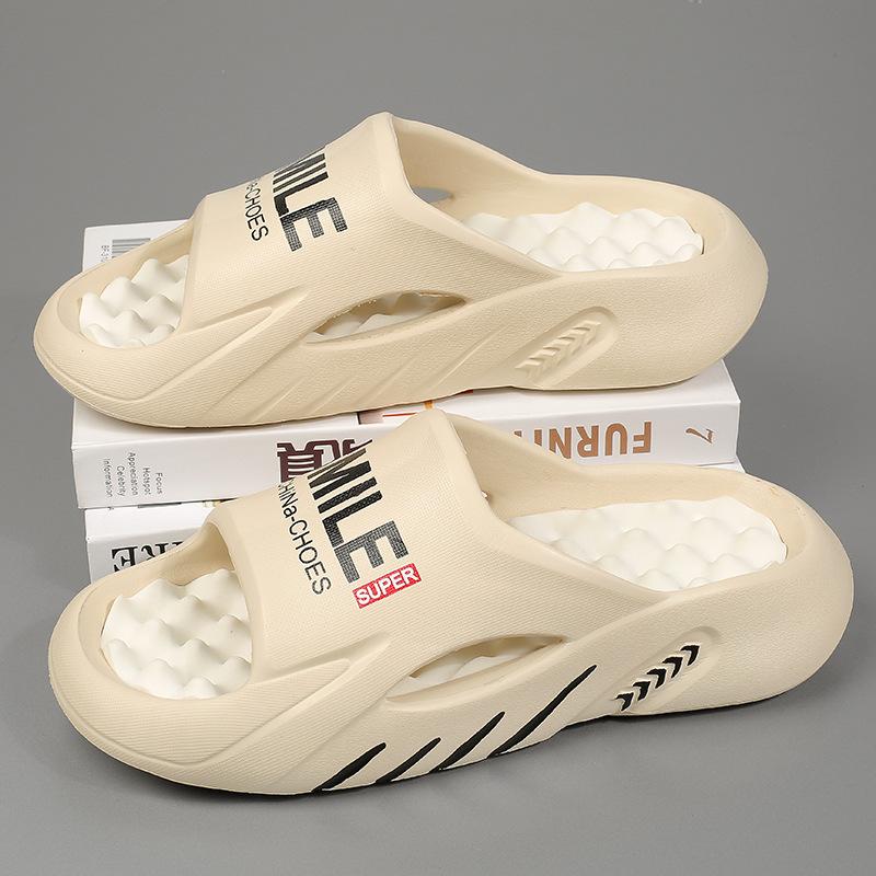 Summer Men's Outdoor Beach Fashion and Comfortable Slippers Thick Sole Soft Sole Breathable Couple Large Size Sandals Household Anti Slip EVA Slippers