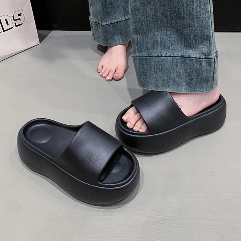 Fashion Summer Thick Bottom Eva Slippers Women Comfortable Non Slip Platform Sandals Woman 2025 Soft Sole Cloud Slides Shoes Female