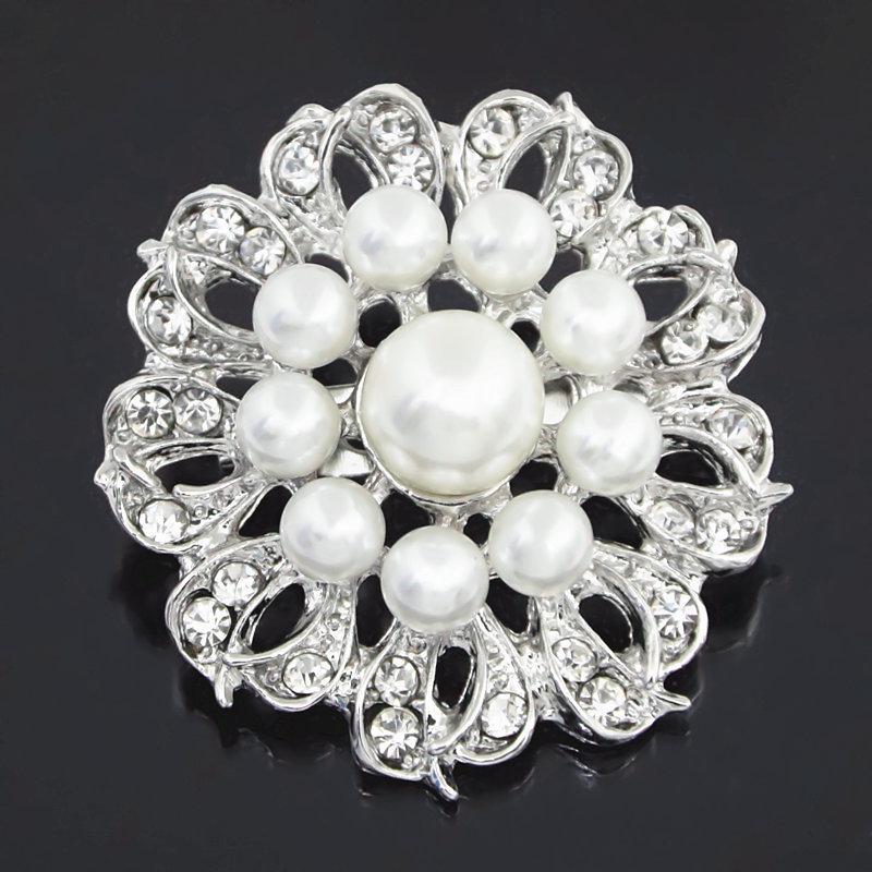 Korean Style Pearl Rhinestone Flower Brooch – Versatile Lapel Pin Accessory