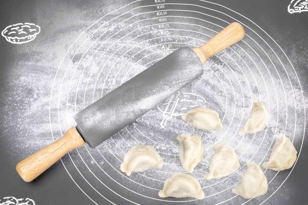 Selma Silicone Pastry Board, Graphite, 70X50 Cm