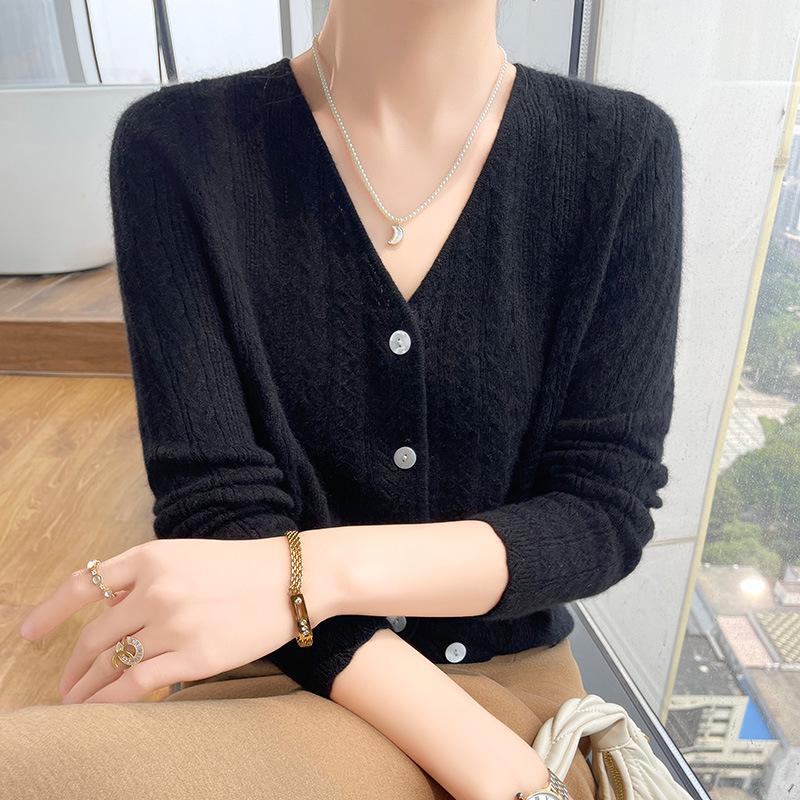 Elegant Women's V-neck Cashmere Jacquard Cardigan - Soft Knitwear for Autumn & Winter