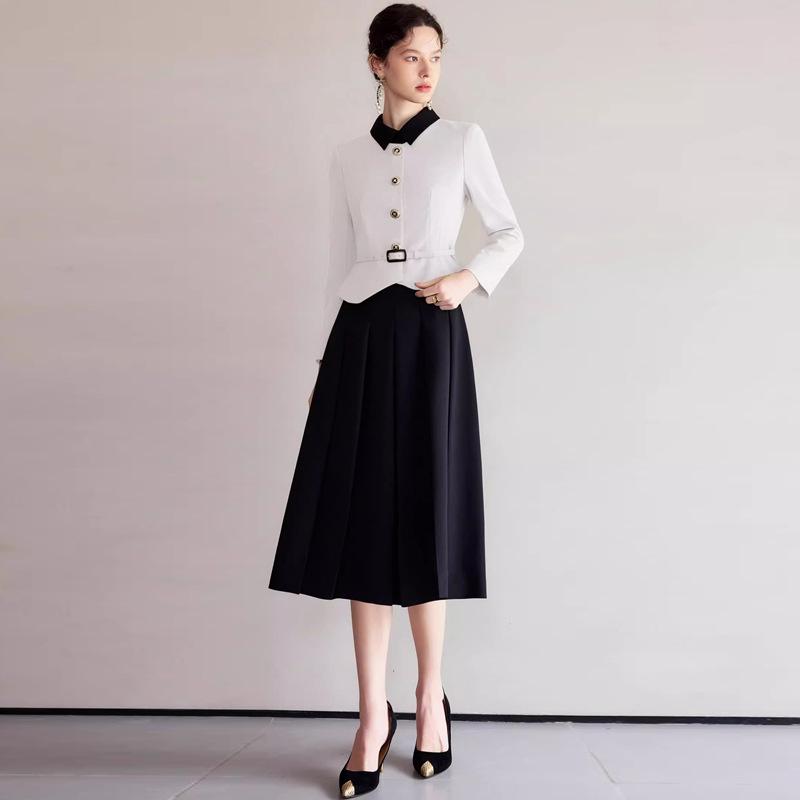 2025 Fashionable Slimming Two-Piece Little Black Dress with Color Block for Autumn/Winter – Women's Formal Wear