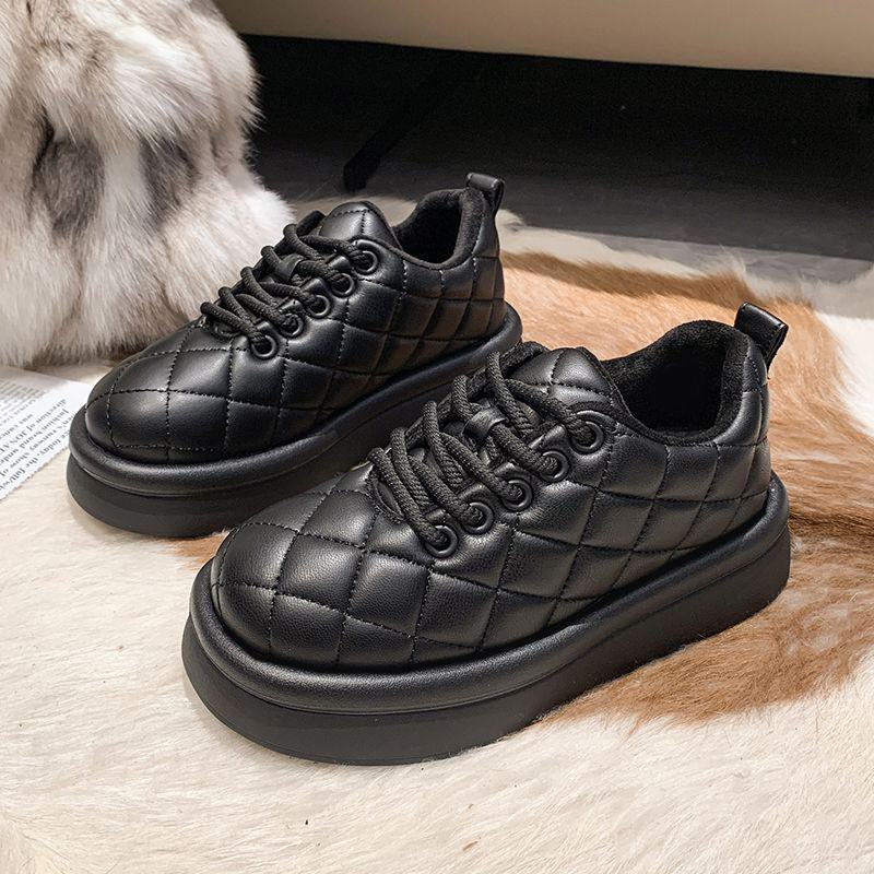 Women's 2023 New Snow Boots: Thick Cotton, Velvet-Lined, Mid-Tube Design for Quick One-Step On.