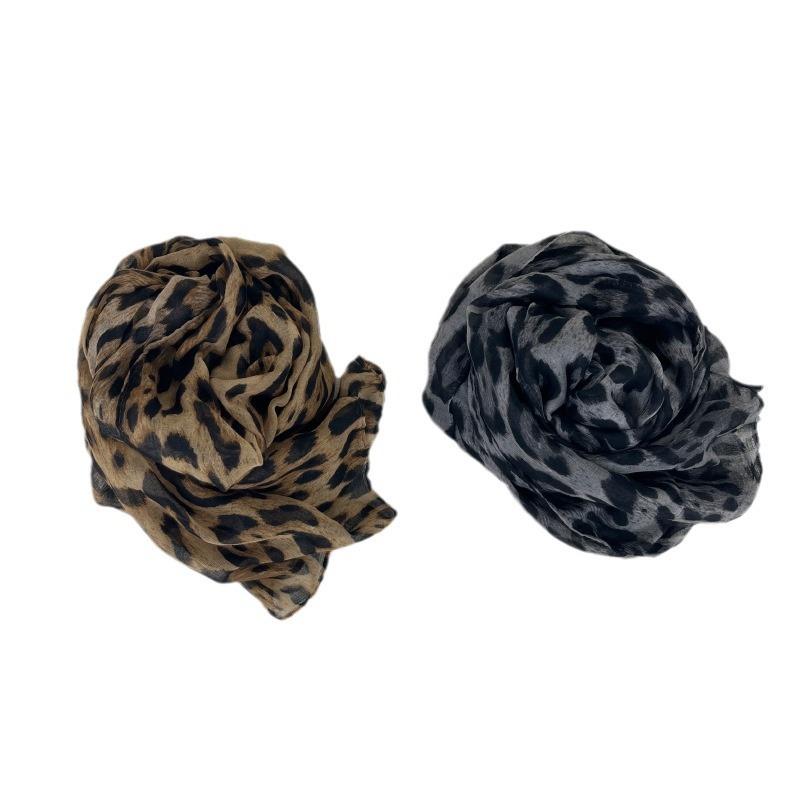 Popular fashion leopard print scarf Millennium Spice Girl style comfortable breathable scarf woman