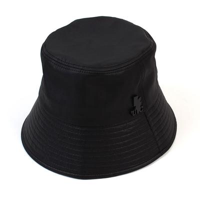 Yunibeosyeolkemiseuteuli Shiny Black Drop Bucket Hat