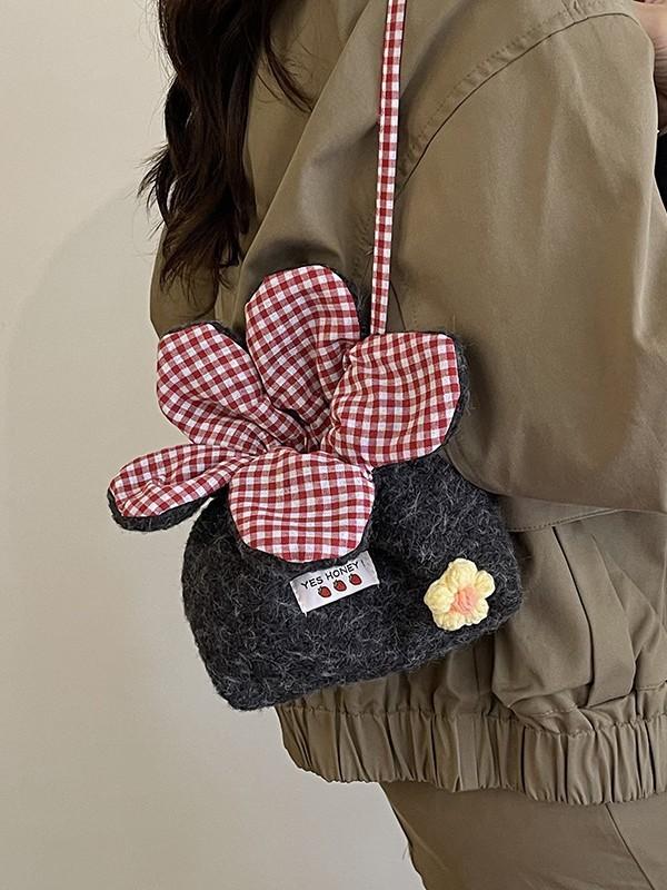 Plush Floral Drawstring Bag With Grid Pattern For Casual Daily Use