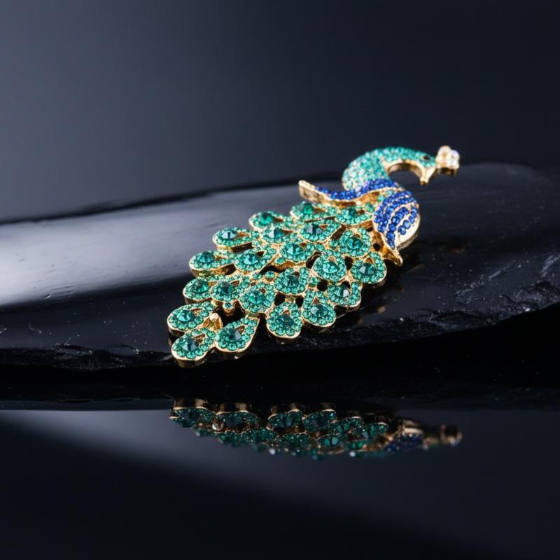 Fashion Luxury Animal Rhinestone Peacock Brooches For Women Clothing Coat Jewelry Accessories Gifts