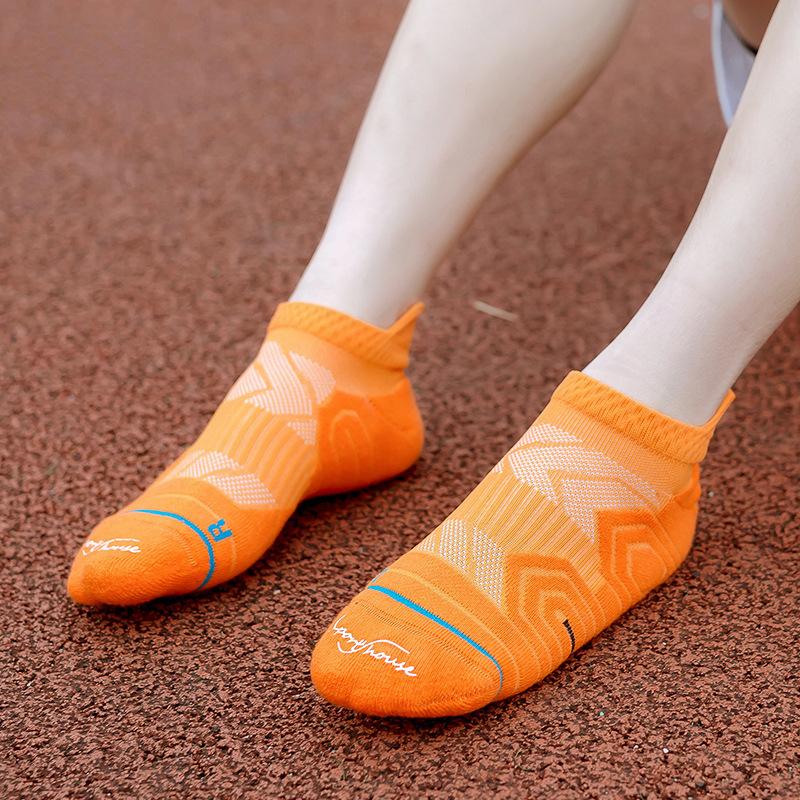 Size 39-44 Men's Summer Thin Breathable Socks for Running Professional Thickening Athletic Socks