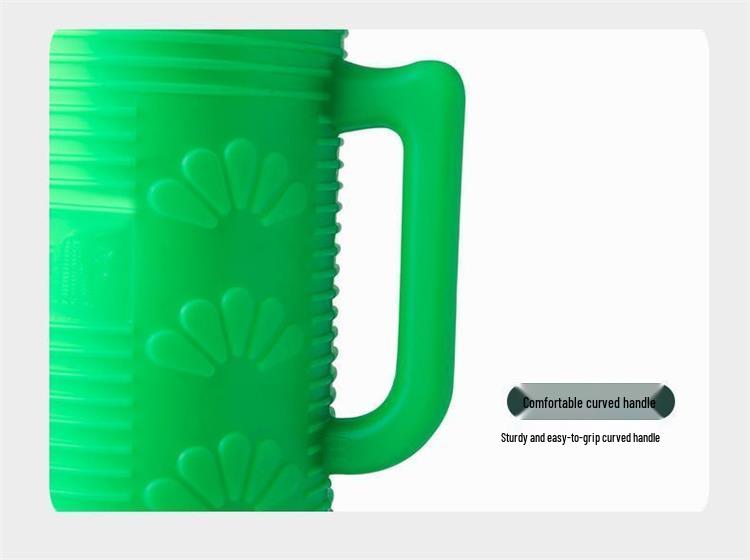 Large Capacity Insulated Thermos Flask with Traditional Design and Durable Plastic Shell, Ideal for Home and Dorm Use.