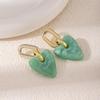 Gradient Heart Earrings: Retro Maillard Resin Peach Design - Fashionable and Versatile for Women.