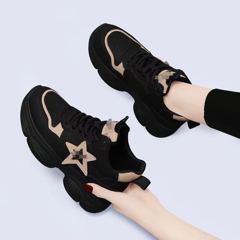 Fashion Internet celebrity dad shoes women 2025 autumn new versatile explosion sports and leisure shoes platform heightening travel shoes