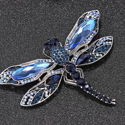 1PC Blue Crystal Vintage Dragonfly Brooches for Women Fashion Insect Brooch Pins Coat Accessories Animal Jewelry
