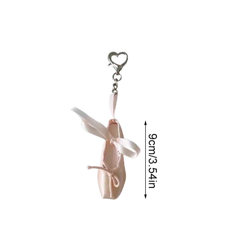 1PC ballet shoes exquisite and cute pendant mini cute simulation shoe shape keychain mini