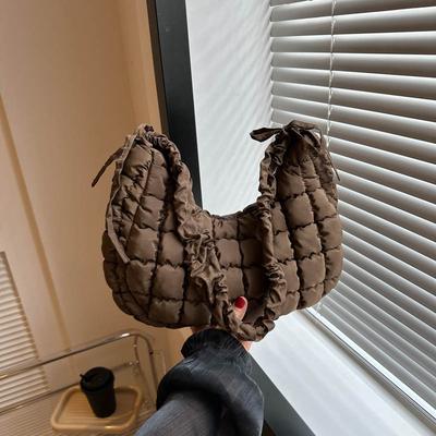 Herbst Neu Achseltasche Wolkentasche Nischenmode Ein-Schulter Umhängetasche Damen Große Kapazität Plissiert Blasen