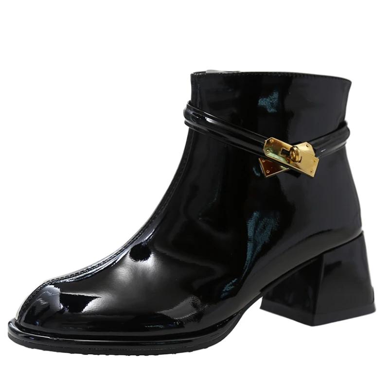 2024 Autumn and Winter New High Heel Women's Boots Fashion Belt Buckle Brand Designer Shoes Casual Short Boots Botas Femininas