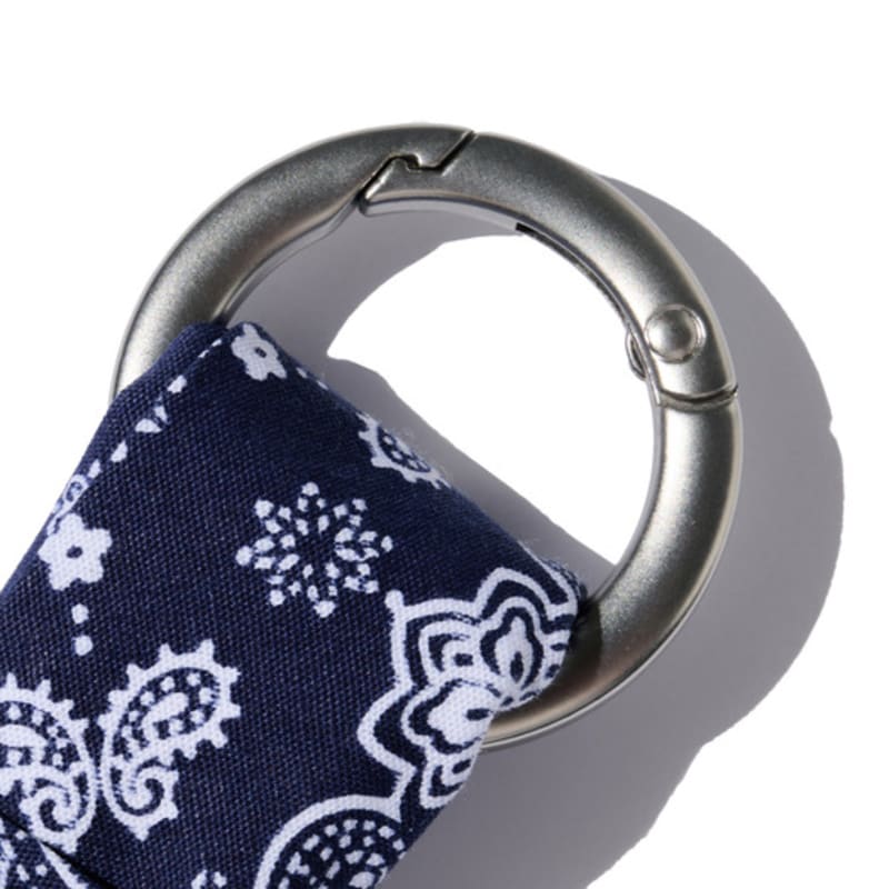 CARGOBROS Paisley Bandana Keychain (Navy)