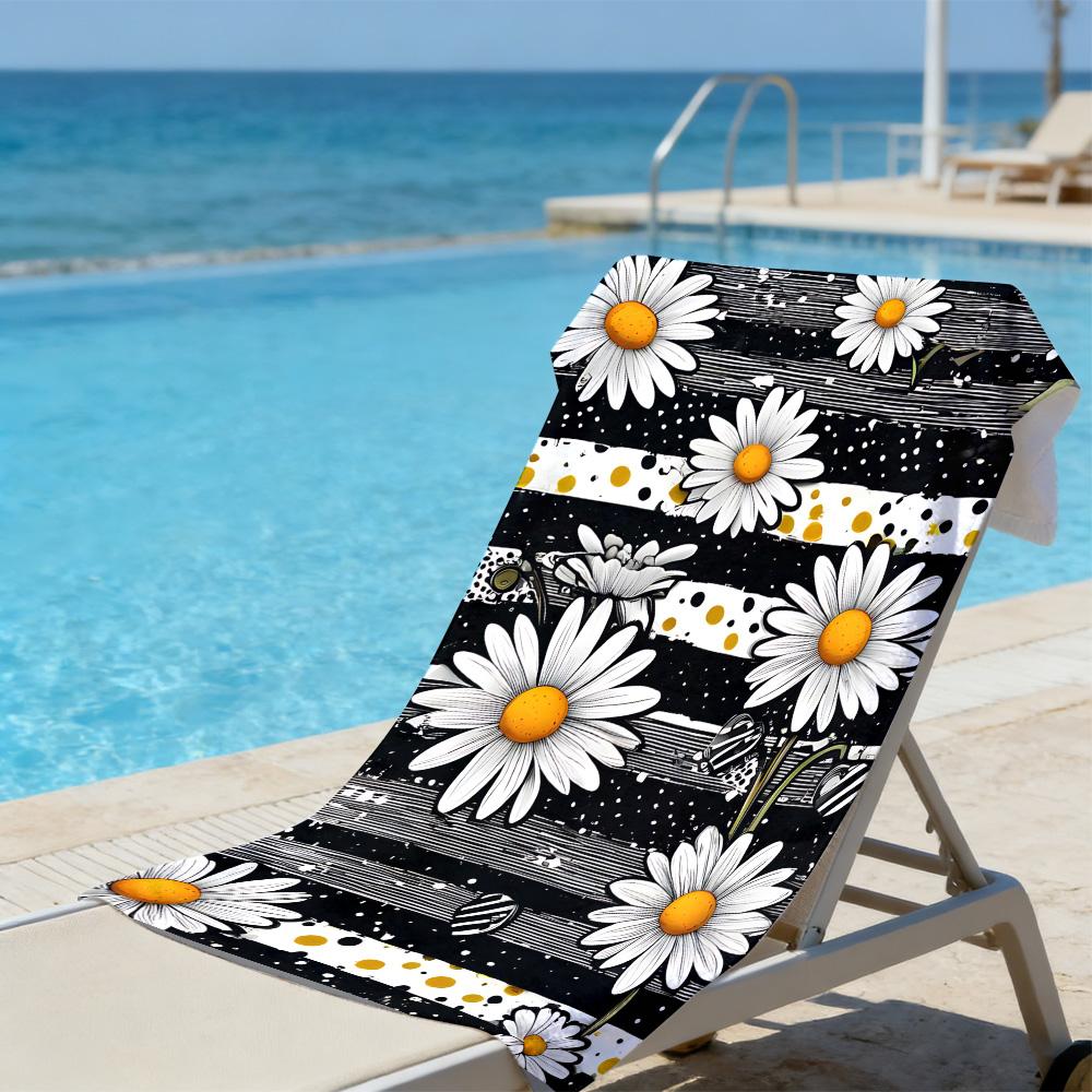 Retro Daisy & Stripe Beach Towel – Oversized Quick Dry Sand Free with Black & White Polka Dot Print for Summer