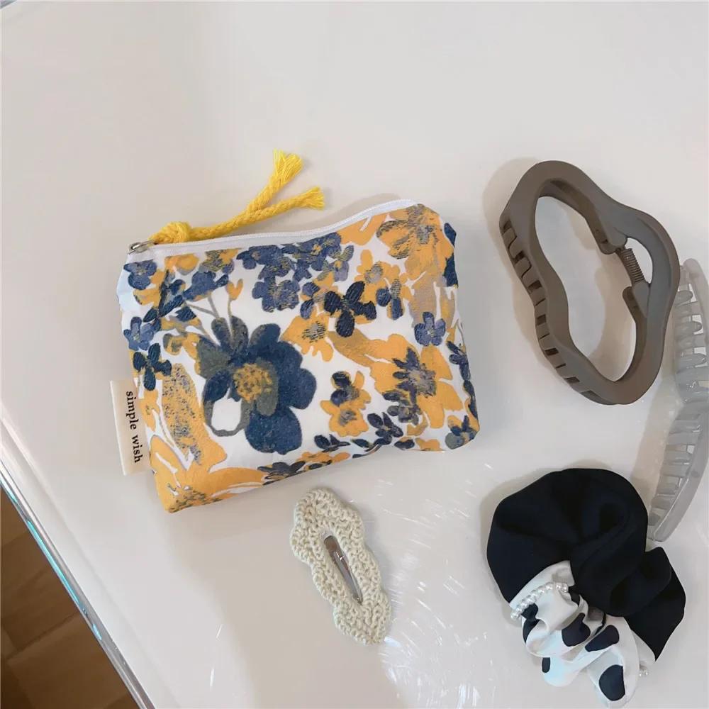 Cute Wallet Women Cotton Key Coin Purse Mini Coin Pouch Girls Floral Print Lipstick Sanitary Napkin Organizer Zipper Canvas Bags