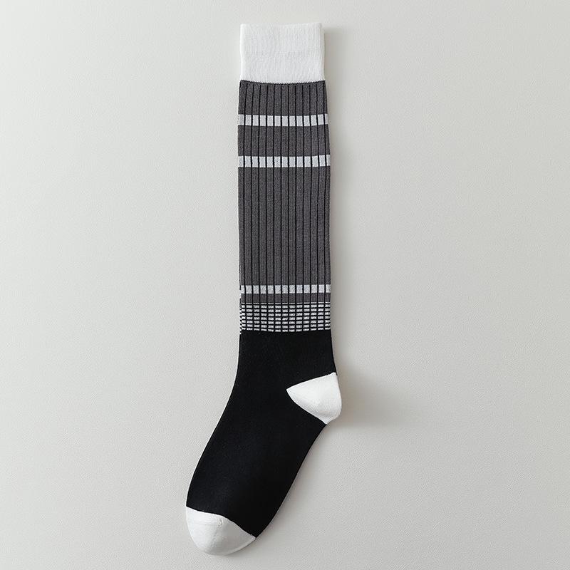 

Women s Retro Striped Knee-High Cotton Socks – Trendy Autumn/Winter Ballet Style, Perfect with Boots. білий