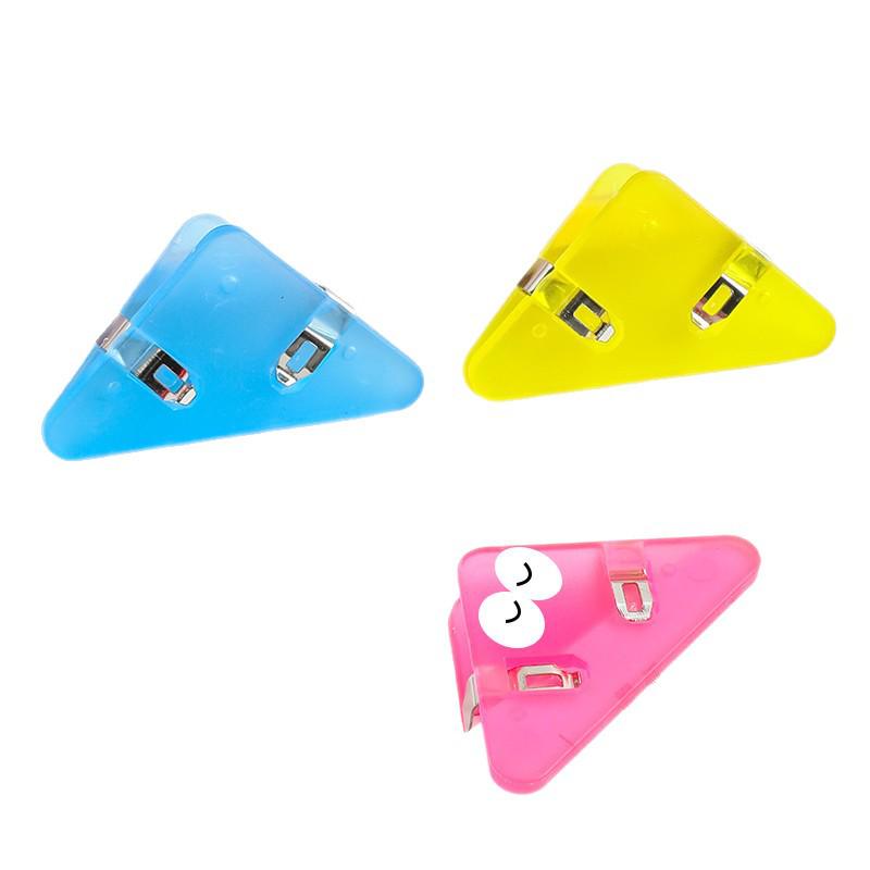 Sconto per i nuovi arrivati: Clip Triangolare Trasparente per Libri – Ideale per Fissare Fogli di Test & Libri