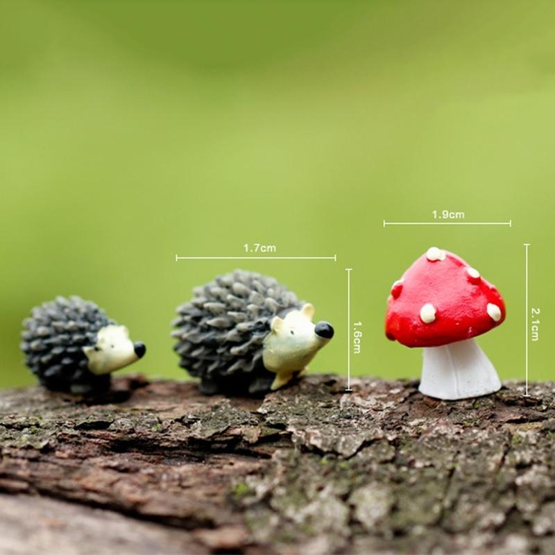 NEW Selling Artificial Mini Miniatures Fairy Garden Moss Terrarium Resin Crafts Decorations Stakes Craft