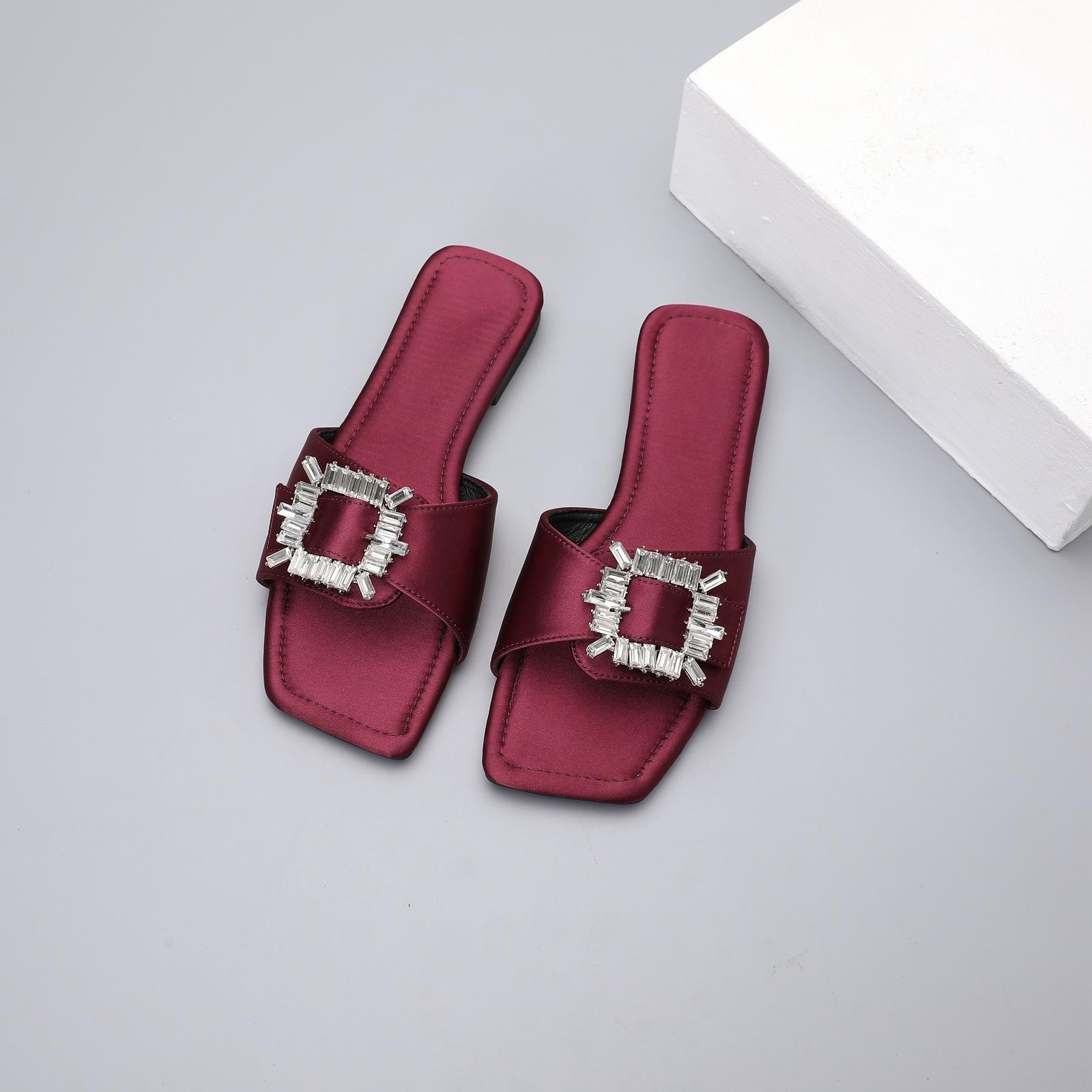 

Шелковые и атласные стразы, элегантные и модные, летние, корейские, универсальные, 2024, женские сандалии и тапочки 35