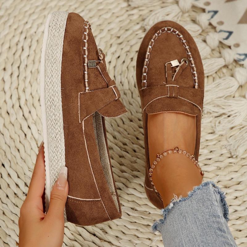 Fashion New Classic Brand Design Women's Loafer Fashion Tassel Suede Casual Flat Shoes Plus Size Shoes High Quality Women's Shoes