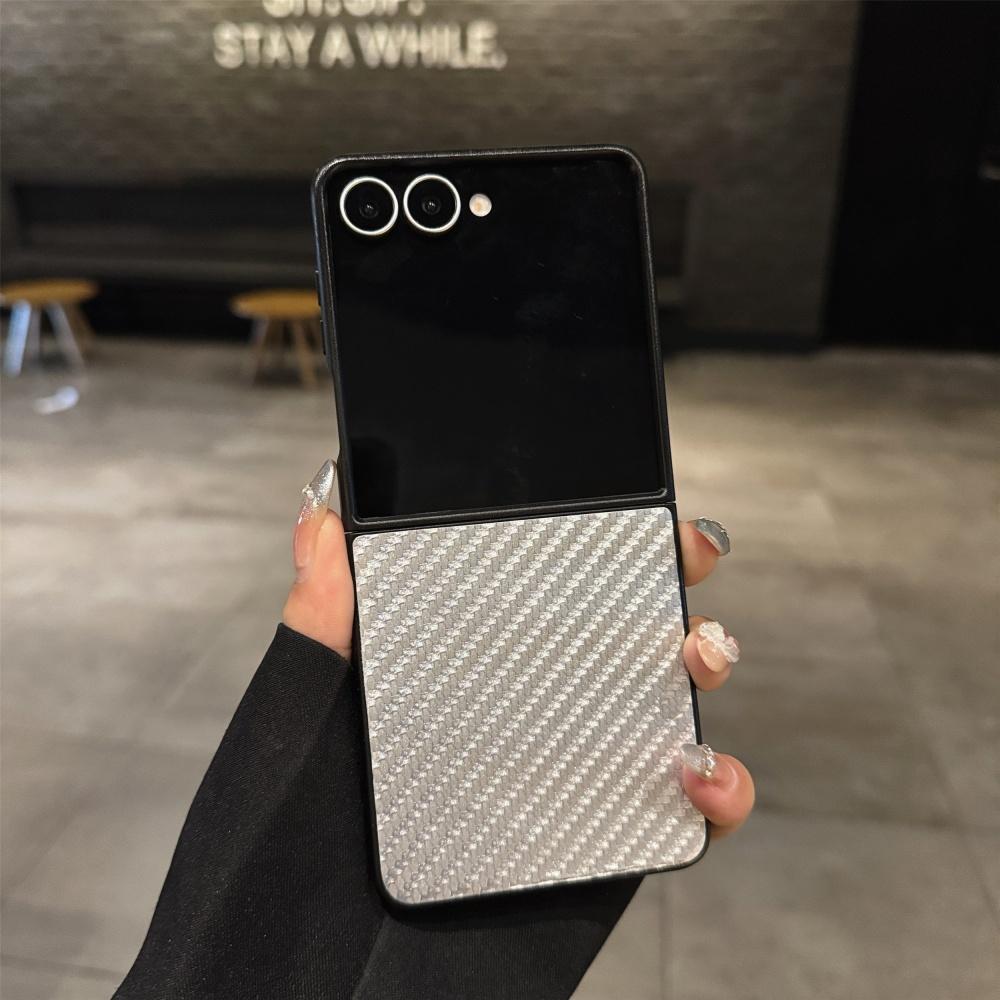 

Business Glossy Carbon Fiber Case For Samsung Z Flip ZFlip 7 6 5 4 ZFlip7 ZFlip6 ZFlip5 ZFlip4 Bright Armor Folding Phone Cover Galaxy Z Flip7 серебряный