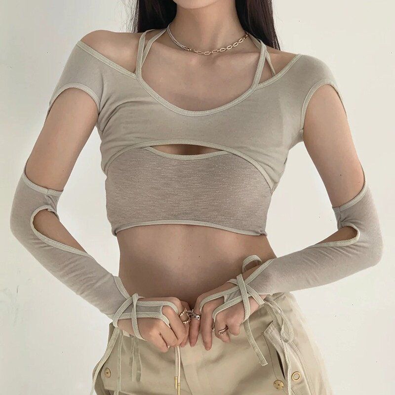 Purely Sexy T-Shirt Design with Hollow-Out Long Sleeves, Dance-Style Top with a Split Design, Fake Two-Piece Dance Structure-Style Jazz Top