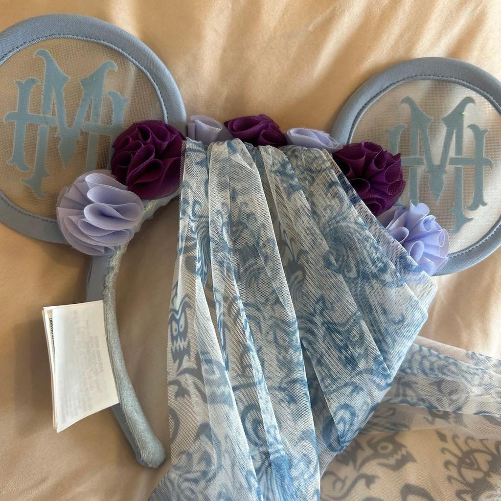 Used Super Beautiful D-Hallow Disney Haunted Mansion Headband