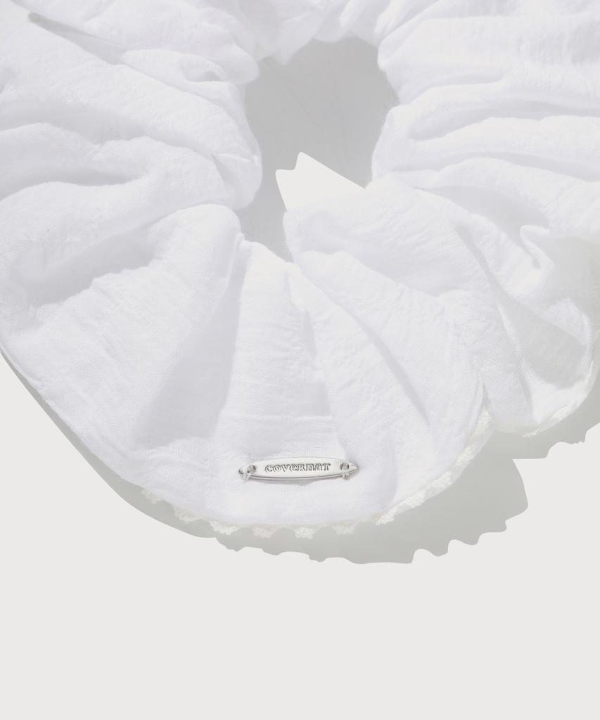 Covernat Woman Star Scrunchie White