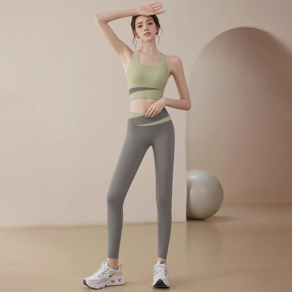 Sports underwear women's high-intensity fitness running shock-proof yoga suit set, beautiful vest bra gathering and anti-sagging
