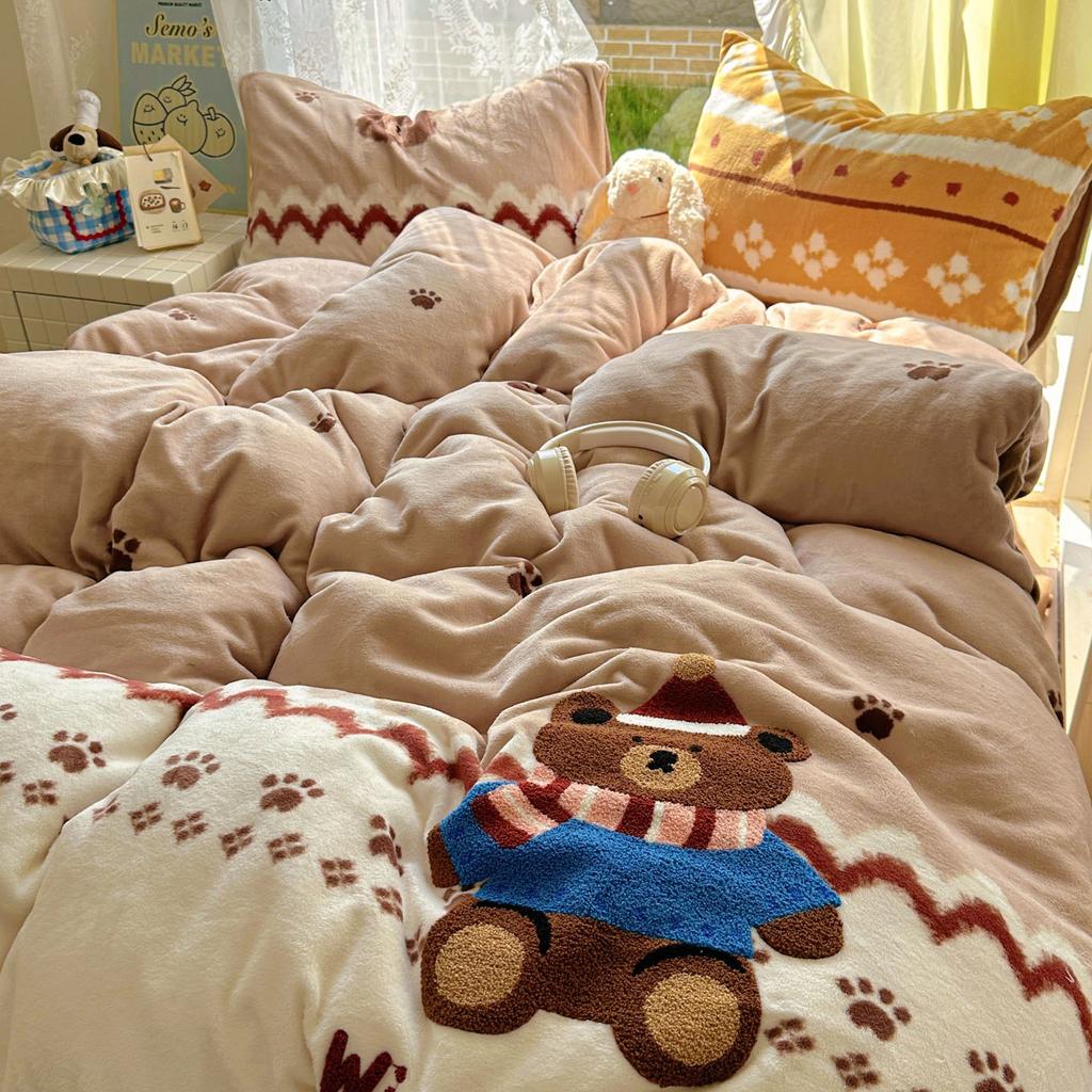 Thickened Milk Fleece Bed Four-Piece Set Coral Flannel Surface Towel Embroidered Quilt Cover Bed Sheet Three-Piece Bedding