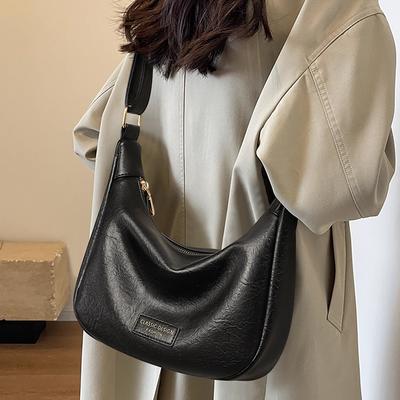 Simple and Fashionable Large Capacity Bag for Women In Spring New Dumpling Bag Fashionable and Versatile Women's Commuting Crossbody Bag