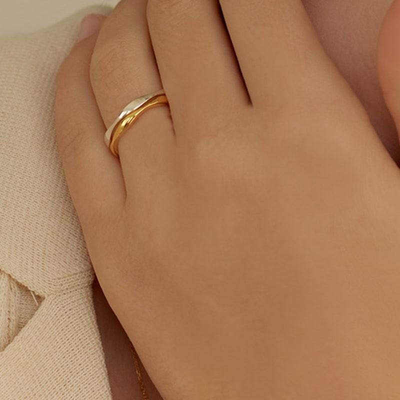 

Lewe [6mm+10mm pearl earrings included] [Layered set composition] Wave combination SET ring No. 13