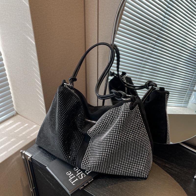 New women's bag, rhinestone tide silver flash diamond, fashionable large capacity diamond-encrusted shoulder hand-held underarm bag, king bag for wome