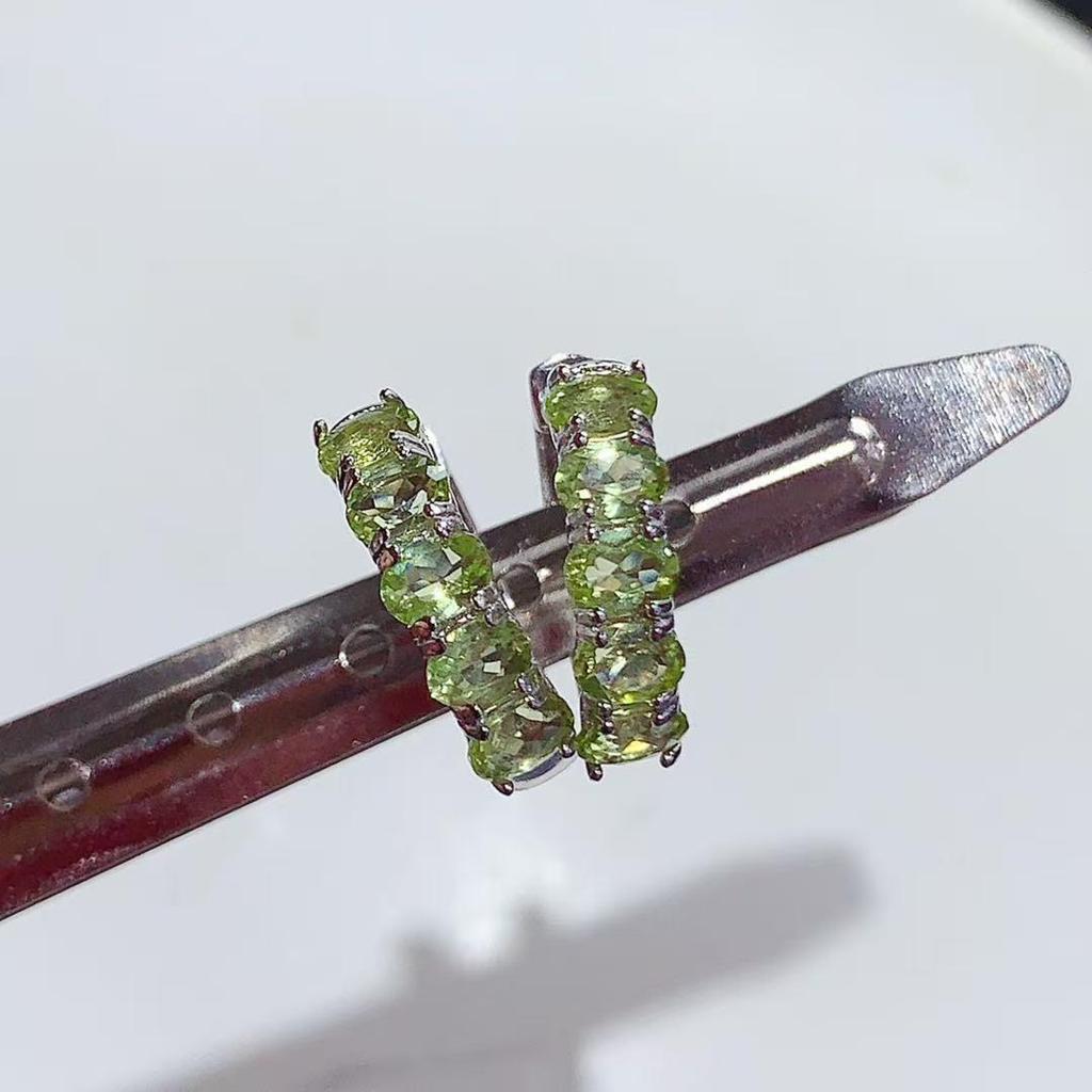S925 Silver Peridot Ear Cuffs - Simple, Fashionable Gemstone Earrings for Women