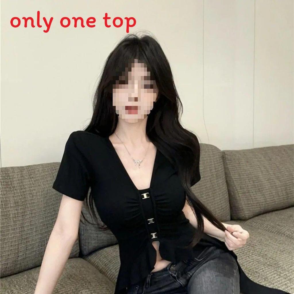 Tshirt For Women Oversized Vneck With Embroidery In Black For Spring 2025