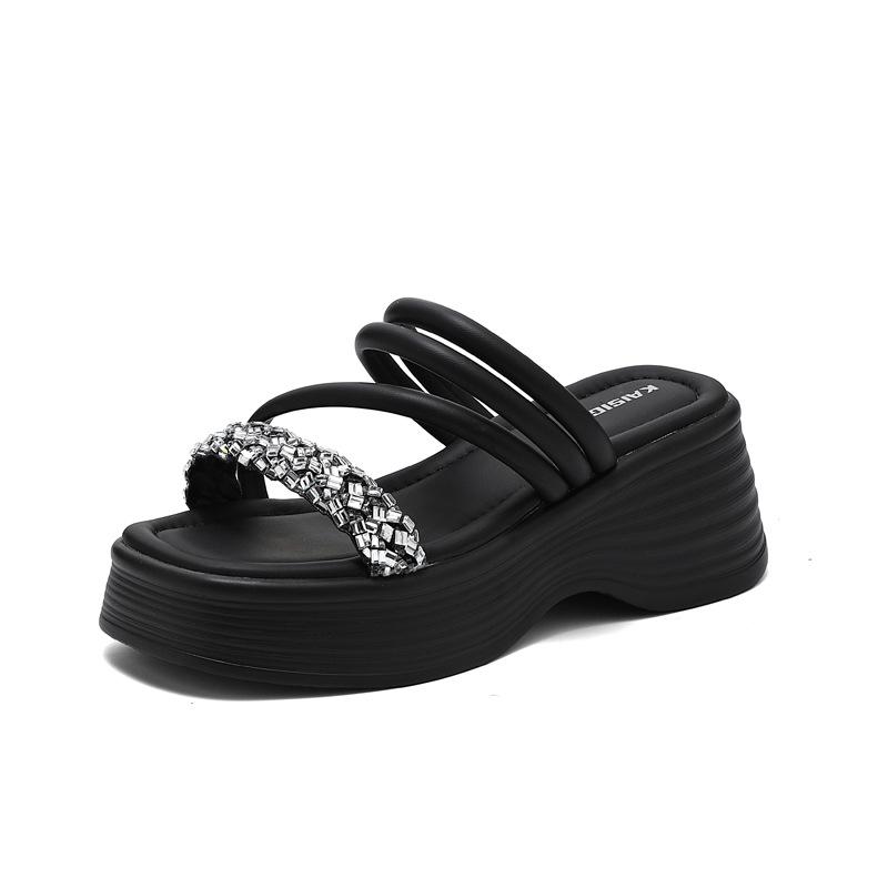 Versatile Beach Shoes, Rhinestone Slippers, Muffin Platform Sandals 2025 New Fashion Summer Height Increase Word New Chinese Style