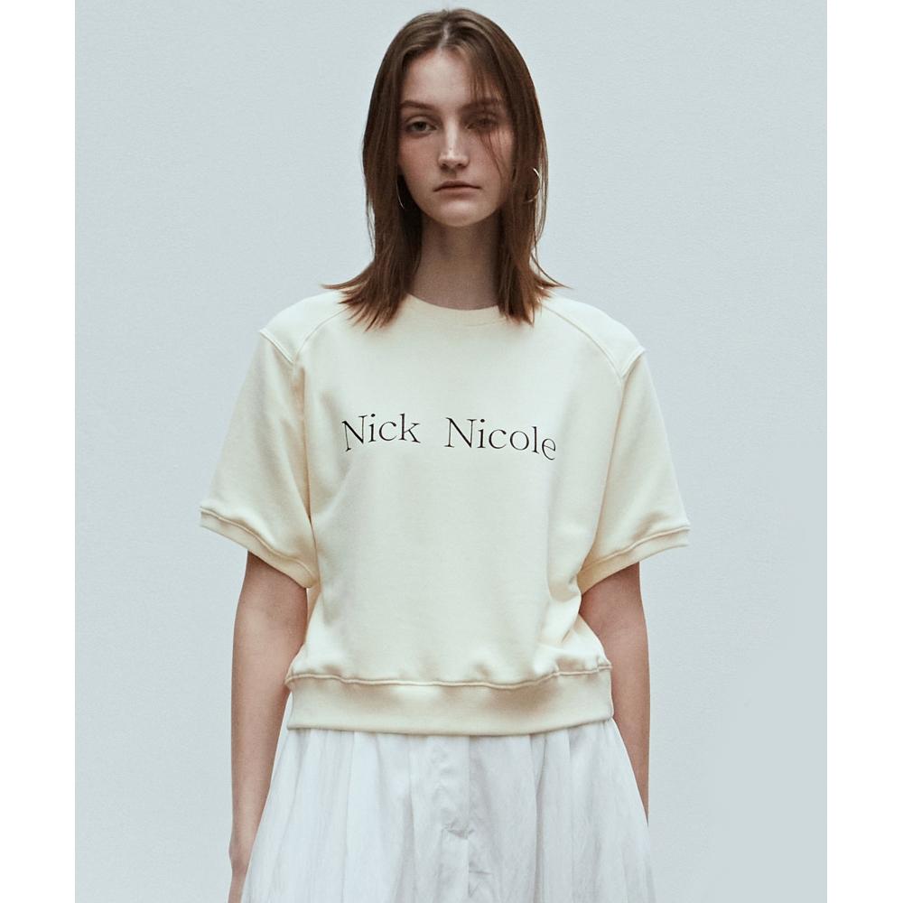 

NICKNICOLE NICOLE ПОЛОВИНА РУКАВА SWEAT TEEBUTTER
