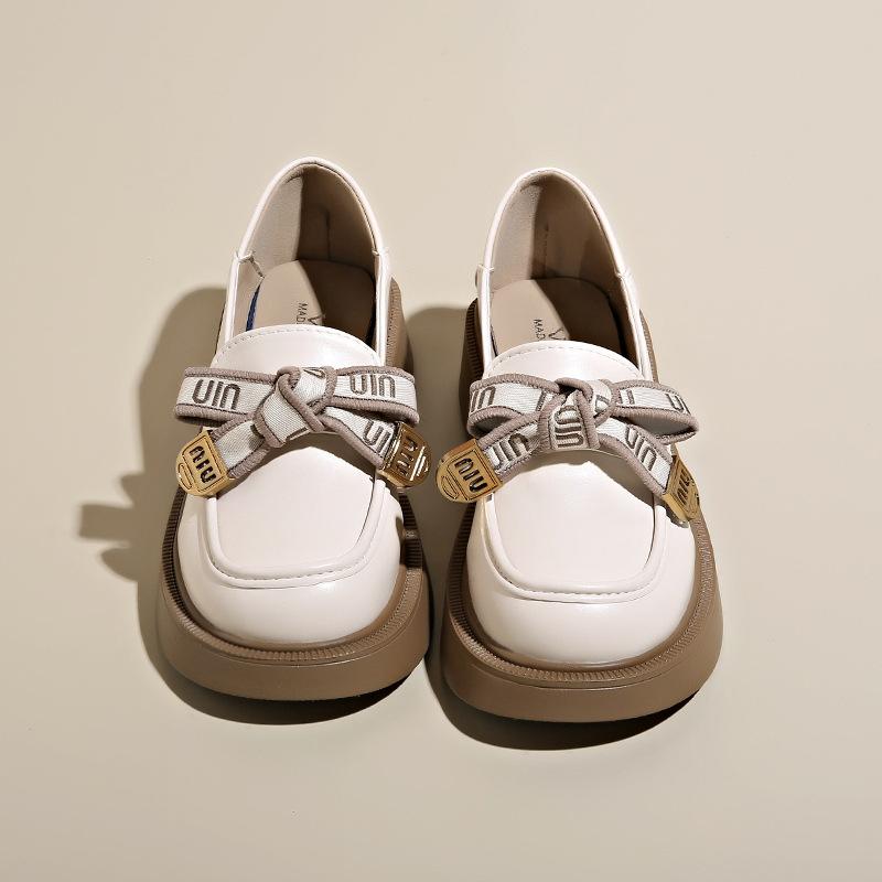 Flache Einzelne Schuhe Plateau Loafers Damen Herbst 2025 Neu Dicke Ferse Vielseitige Schleife Einschlupf Kleine Lederschuhe
